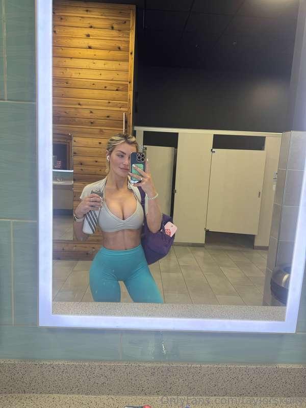 Sweatinnnn 💦