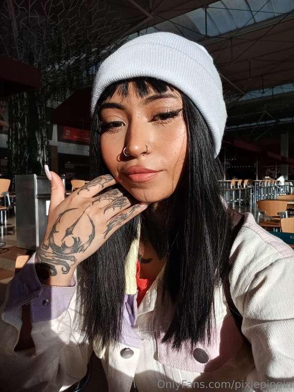 Cozy selfie energy today 🧸What’s something fun you wish we c..