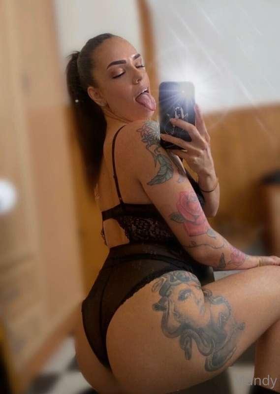🤳😈