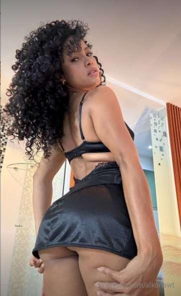 # ****✨🖤 @AMARA_LI 🖤✨****Hi honey, I'm the sexiest girl ever..