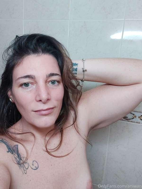 Sin maquillaje, sin ropa, sin filtros.....solo yo al natural..