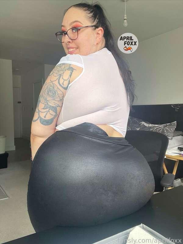 aprilfoxx image #0
