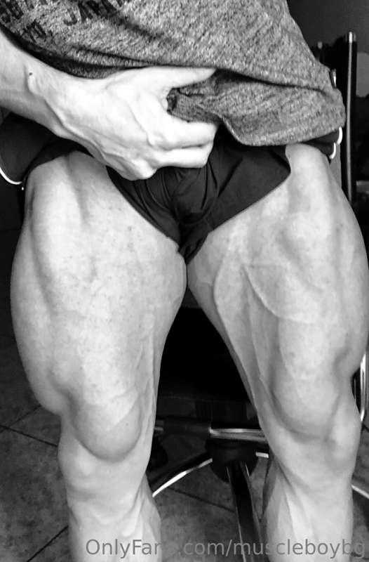 it's legs day!