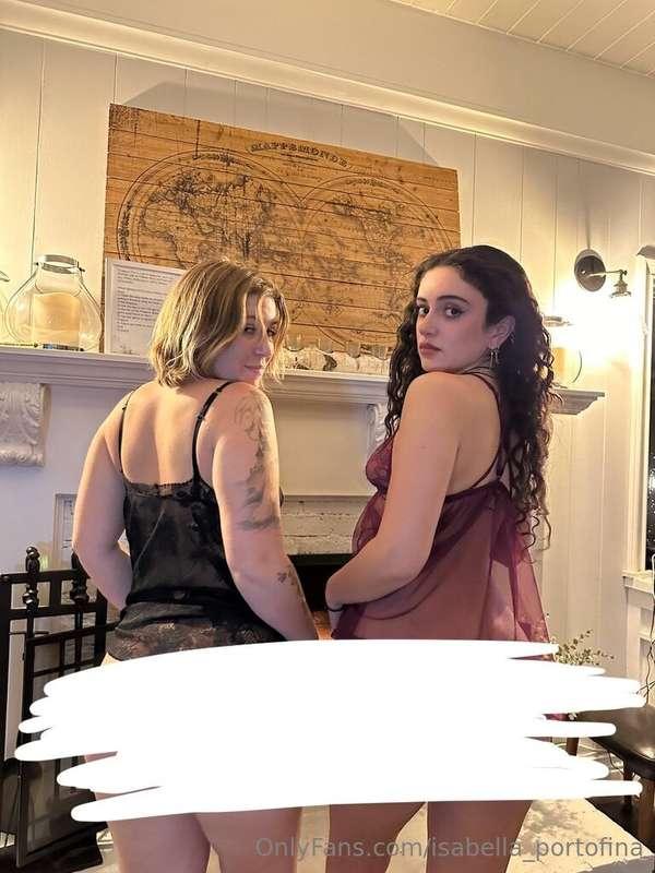 unlock to see uncensored pics of me and my bestie