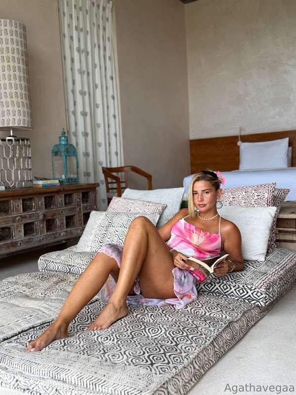 agathavegaa image #0