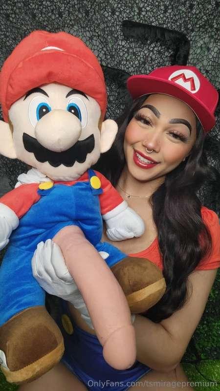 Do you like my BWC Mario toy? 😋
