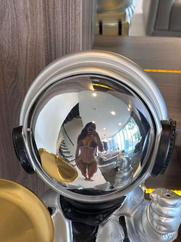 Fisheye lens goes crazy😆