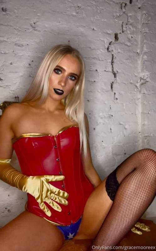 👀