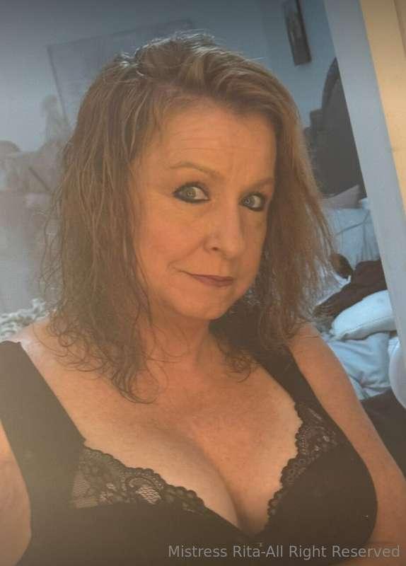 ⭐️Subscribe➡️ @whatcouldyouwantfromme⭐️ Lonely gilf loves to..
