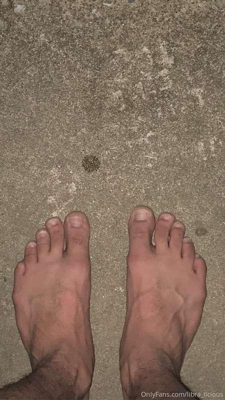 Any foot freaks out there?