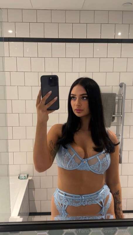 Come and say hi to me 🤭🩷💌