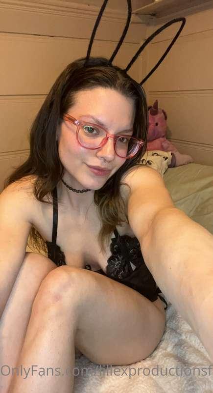 Join me for a sexting session tonight, I want us to cum toge..