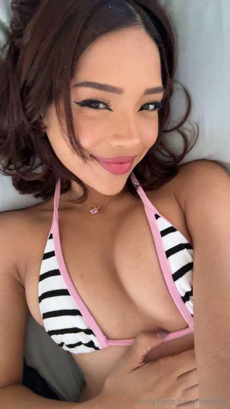 come to my DMs if you want to see more 🙈