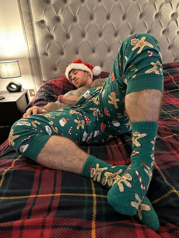 Wood Morning! How much do you like my pjs? Or did something ..