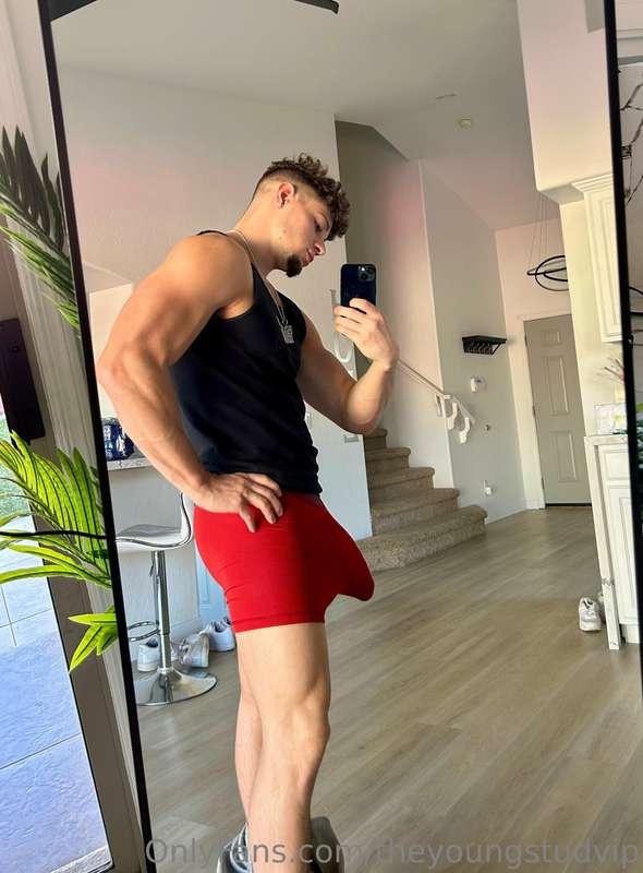 Press the ❤️ if you can handle me🤔