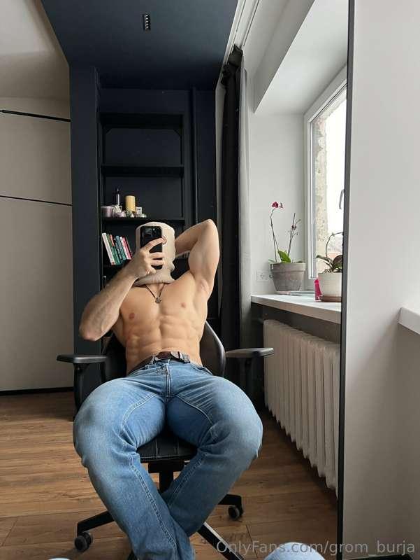 Full video on my main page!😏🔥
@grom_burja_vip
No pay per vie..