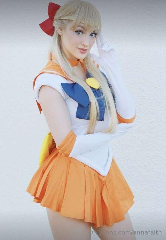 Been awhile for this Venus cosplay, you like?