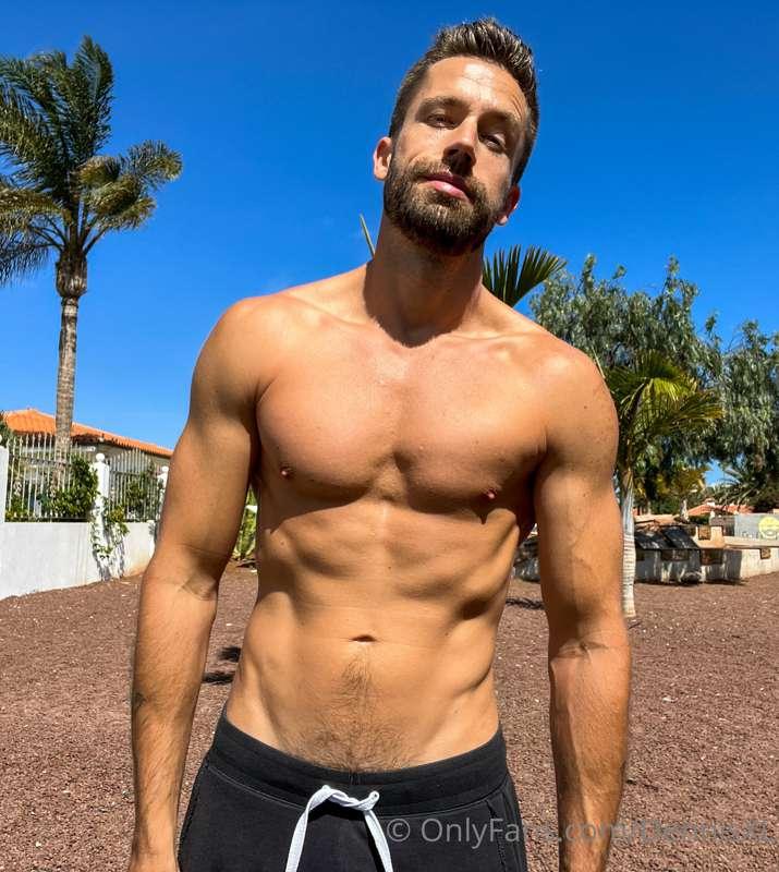 I think I look like an alpha daddy here. On your knees boy! ..