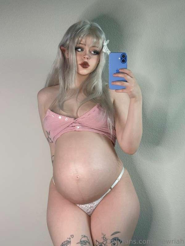 do you ever think of me when we don’t talk? 🤍