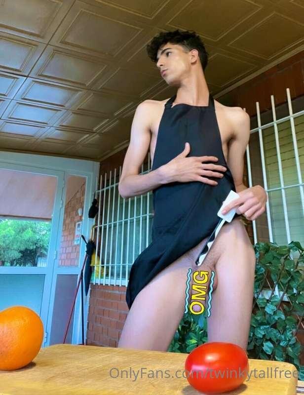 ¿ Te vienes a cocinar conmigo ?
😈🥵 @twinkytall 
are you comi..