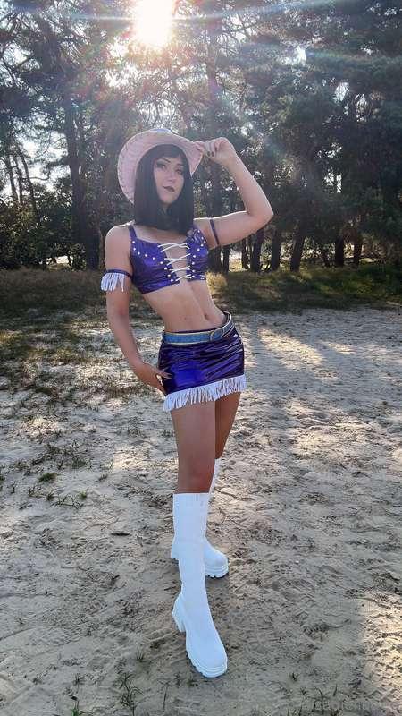Did a Nico Robin shoot today 🤩♥️ You like??