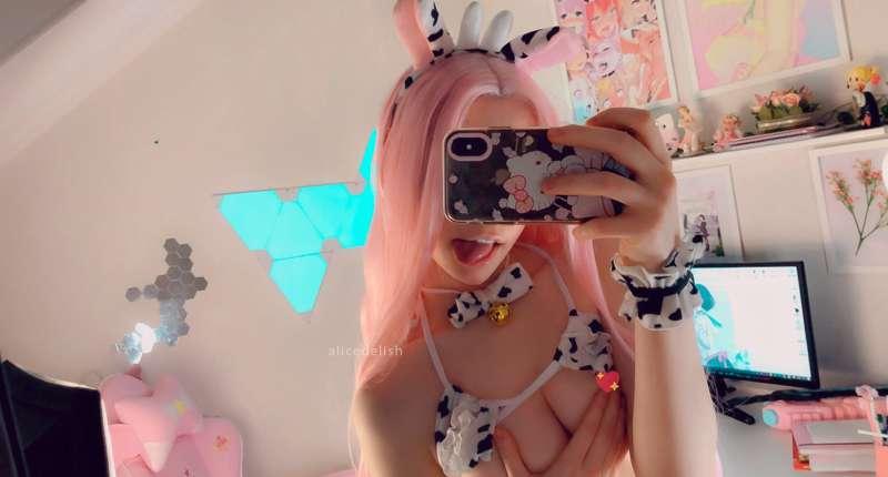 im a lil naughty caw :3 :p