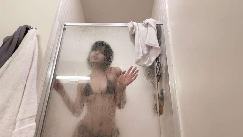 a steamy wet tee and bikini shower vid 🛁 probably the closest to nudity we’ve gotten so far, especially the shots at the end :)

hope you enjoy~