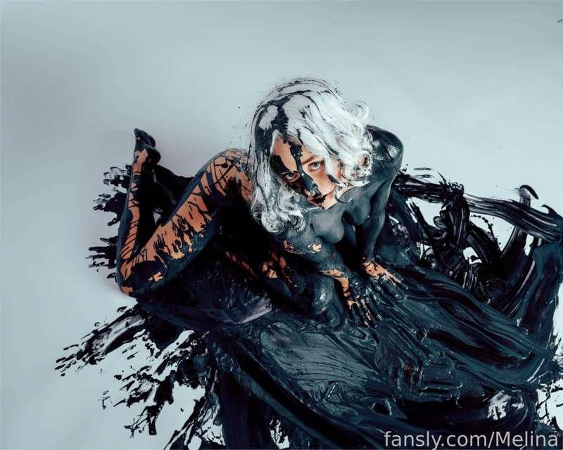 The look I give you when you've been a bad boy 🖤

#fyp #photoshoot #eyecontact #paint #feet #dom #mystery