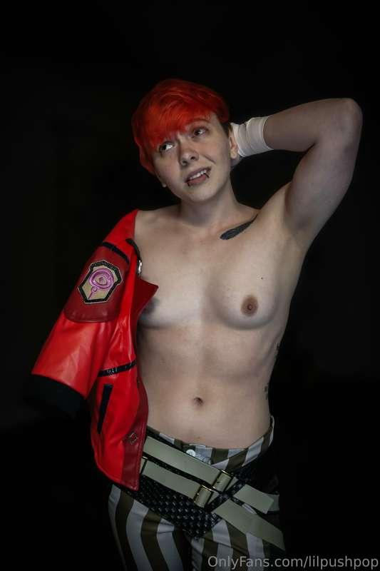 Some more vi cosplay 😉