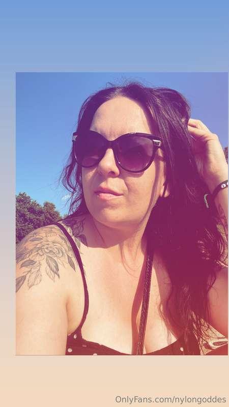 nylongoddes image #2