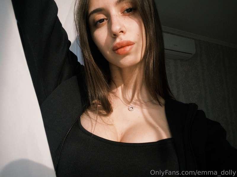 ## 🔥 🔥 🔥 HOT GIRL @iisabella_love🔥 🔥 🔥This innocent cutie @i..