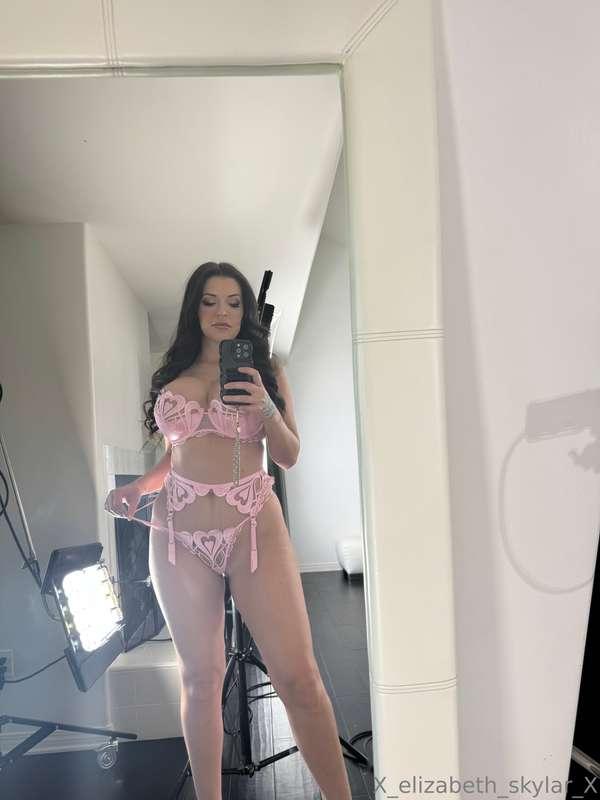 xelizabethskylarx image #3