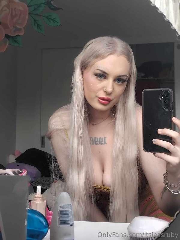 new hair xx working irl in hamilton cbd txt me on 0204932598