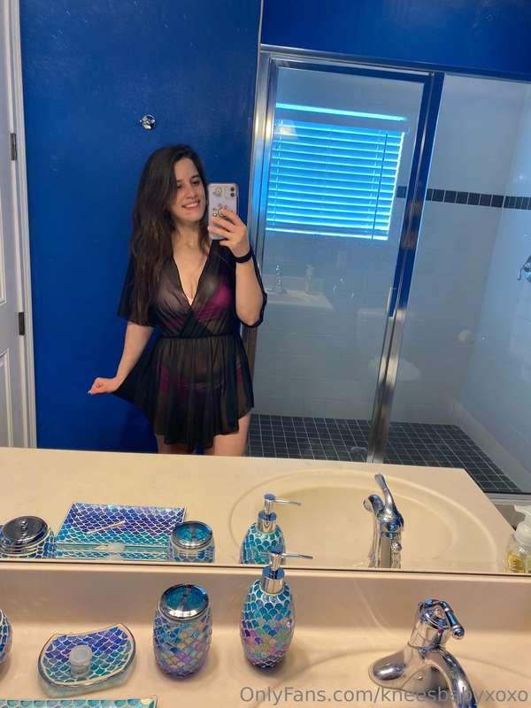 kneesbabyxoxo image #3