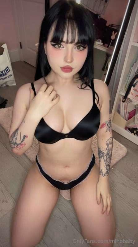 Get a FREE uncensored video every week when you turn on ***A..
