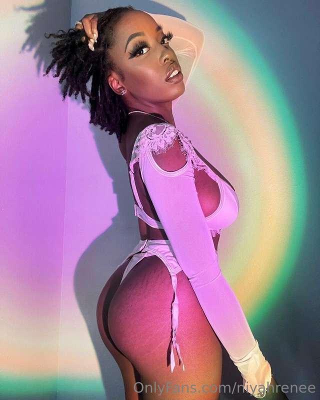 niyahrenee image #7