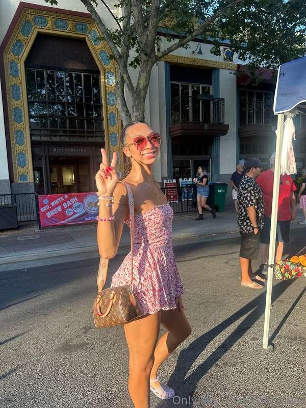POV you take my on a date to the farmers market hehe 🤭 I’ve ..