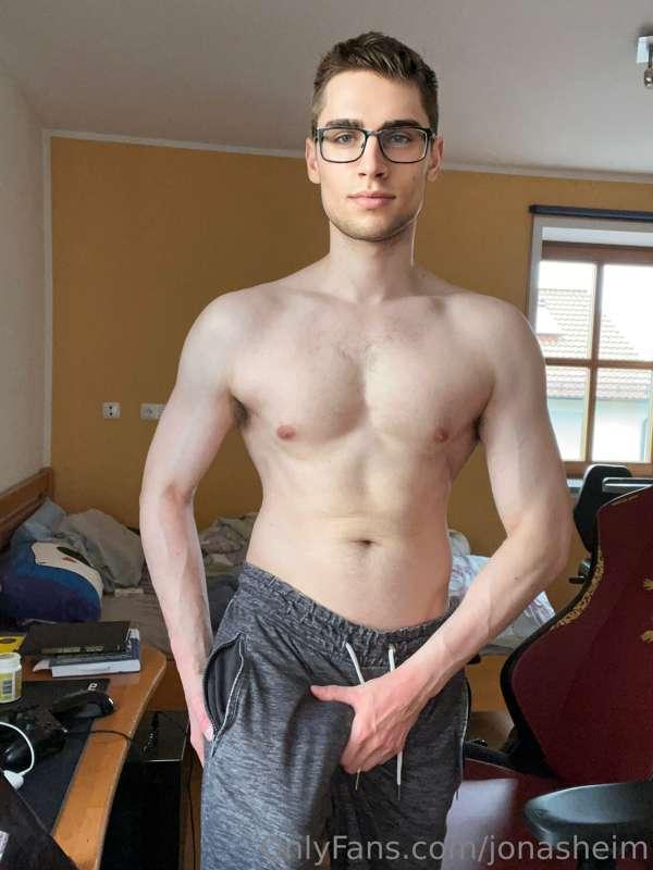 Do you want to see how big it is?