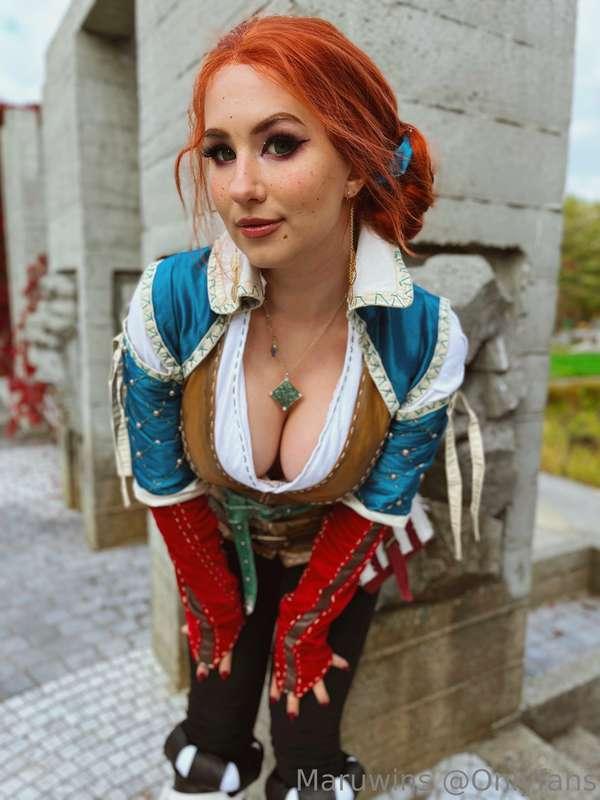 I had a Witcher shoot today with a friend!!! It was so fun 😭..