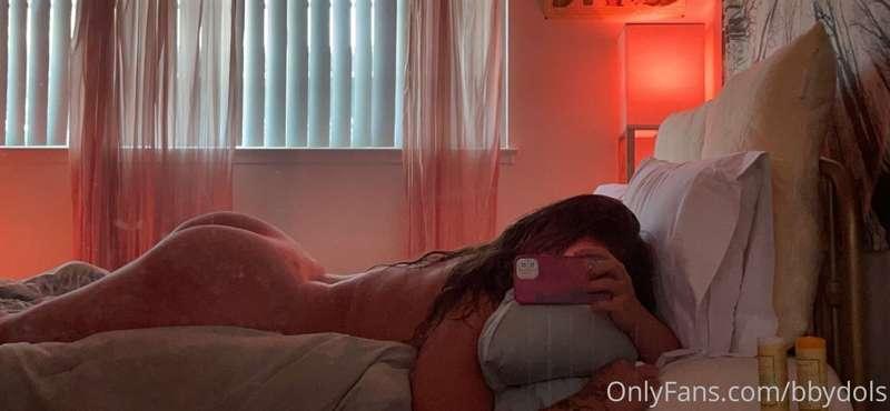 Patiently waiting for some dick.....🥺😩