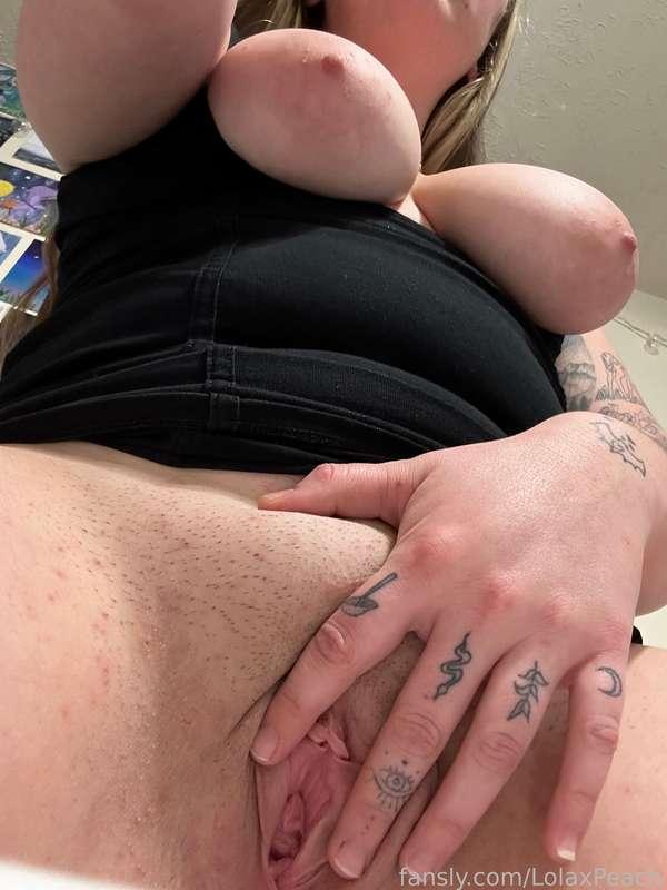 lolaxpeach image #1