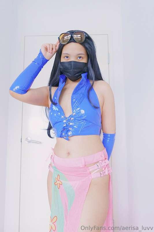 Nico Robin~~~ ☠️   I don’t think Nami would’ve suited me, so..
