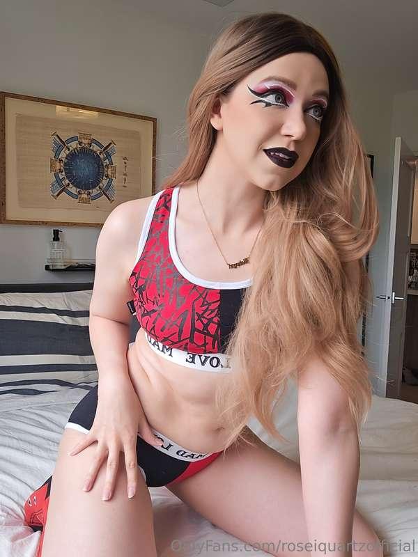 roseiquartzofficial image #1