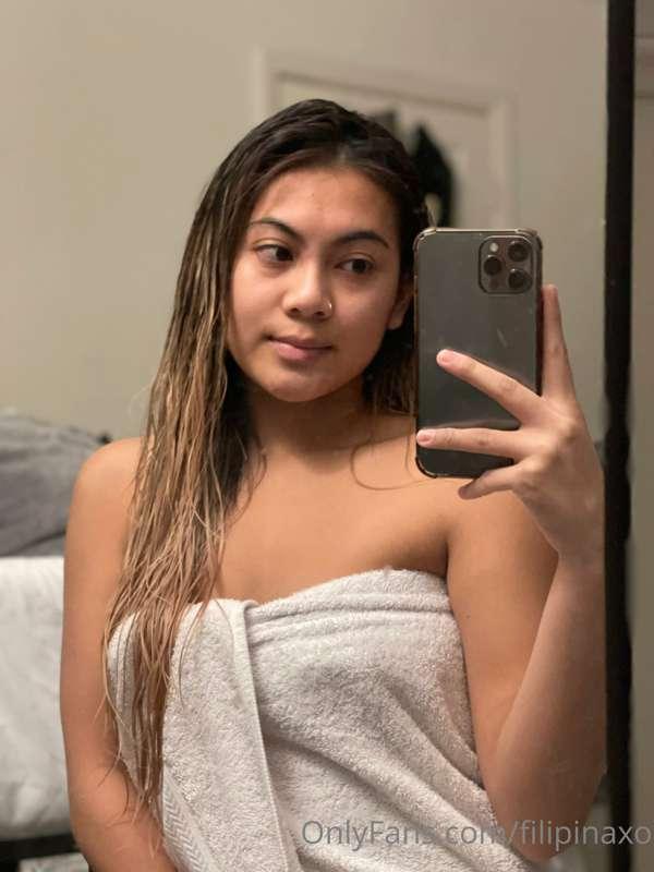 Baby, I took a late night shower… now I’m a little horny wan..