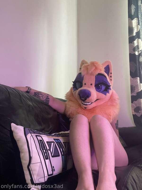 SOFA LOUNGING PHOTOSHOOT 🤤  oh hey there! im not up to much,..