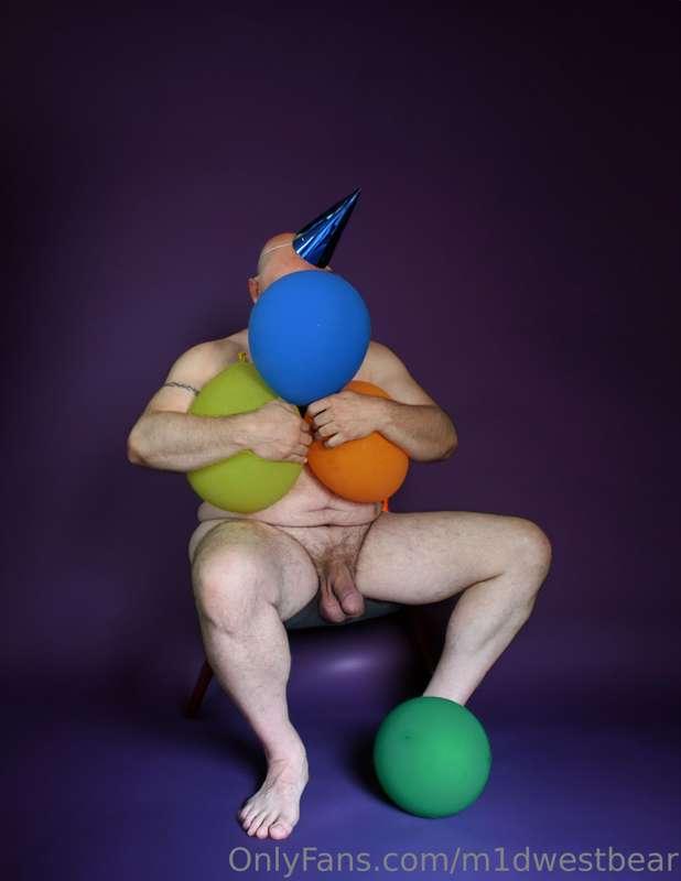 Just havin some fun with balloons and the new beta for photo..