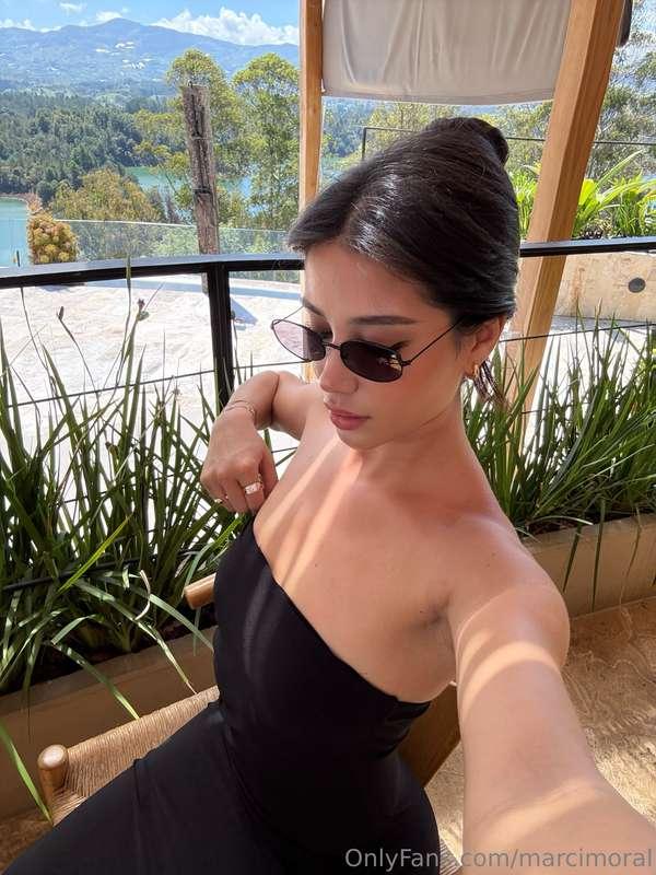 back to black 🖤
