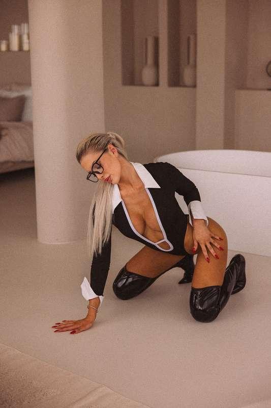 S. Lingerie 1