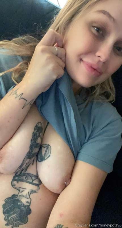 💋