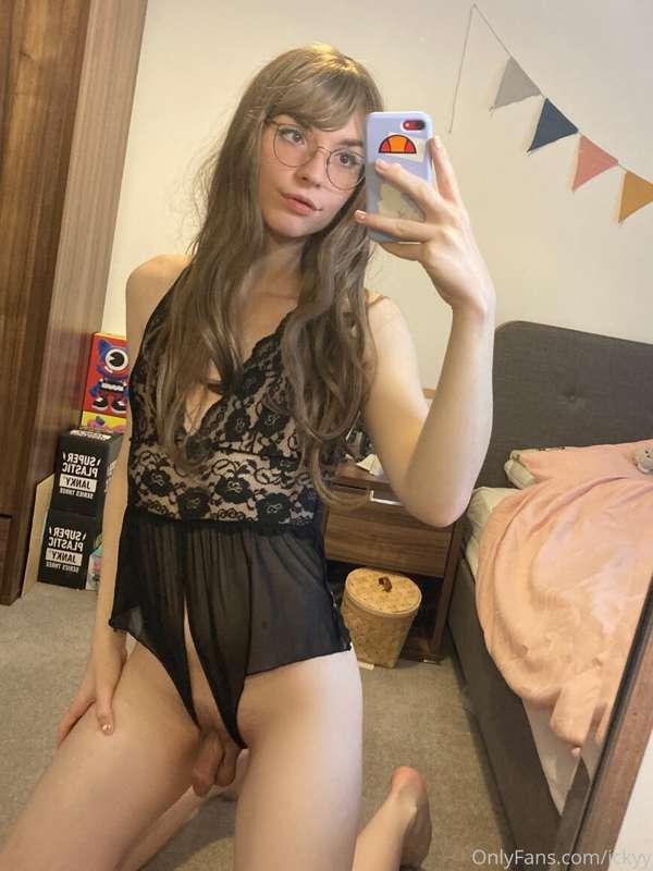 ickyy image #0